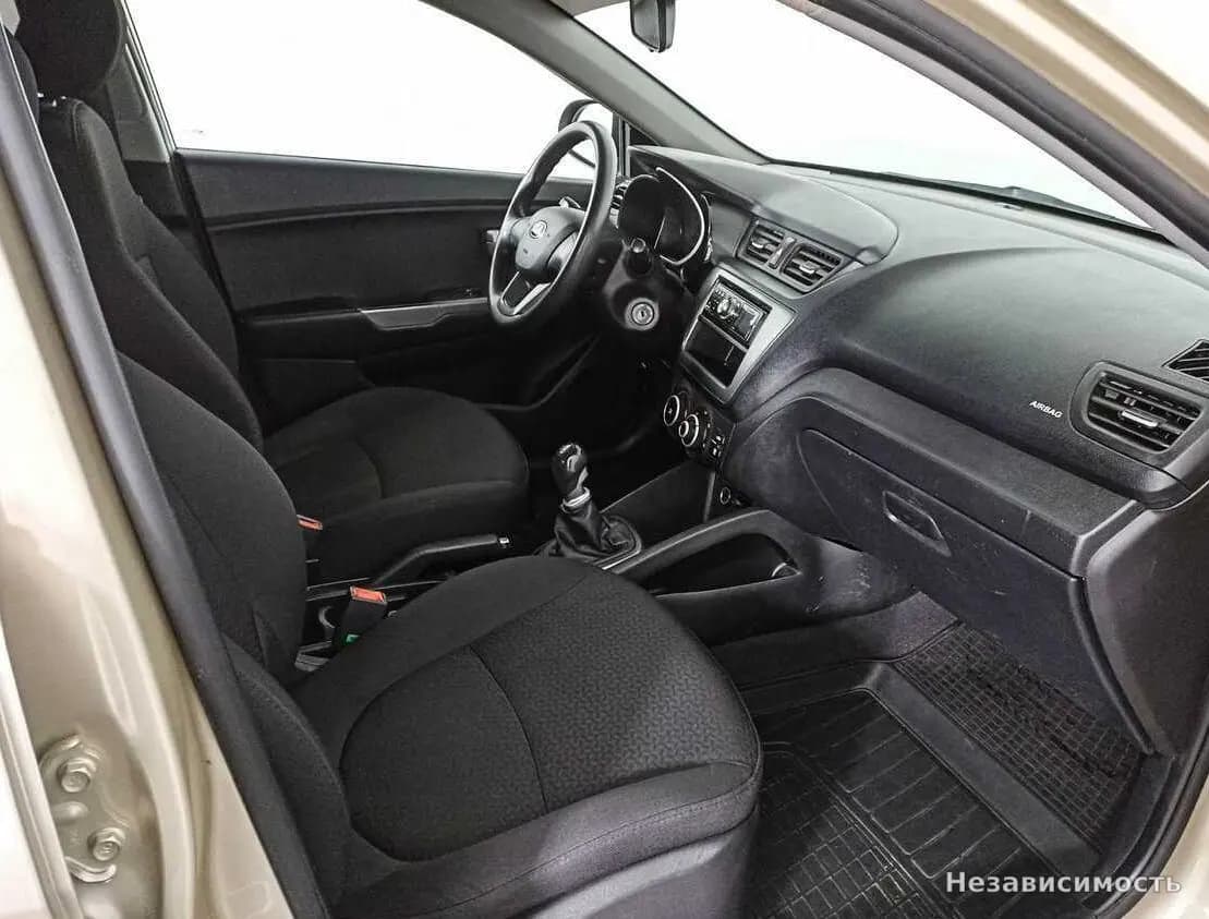 KIA Rio 2014 с пробегом — фото 9