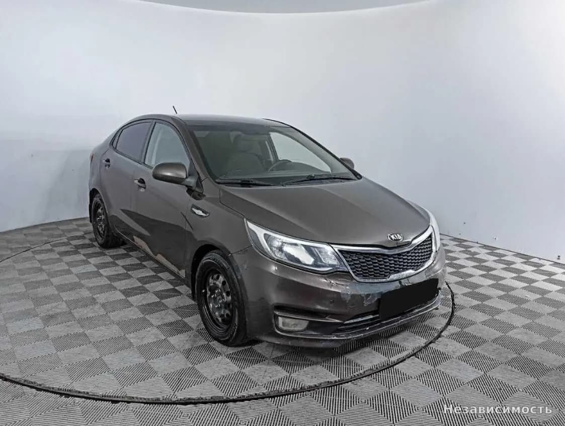 KIA Rio 2015 с пробегом — фото 3