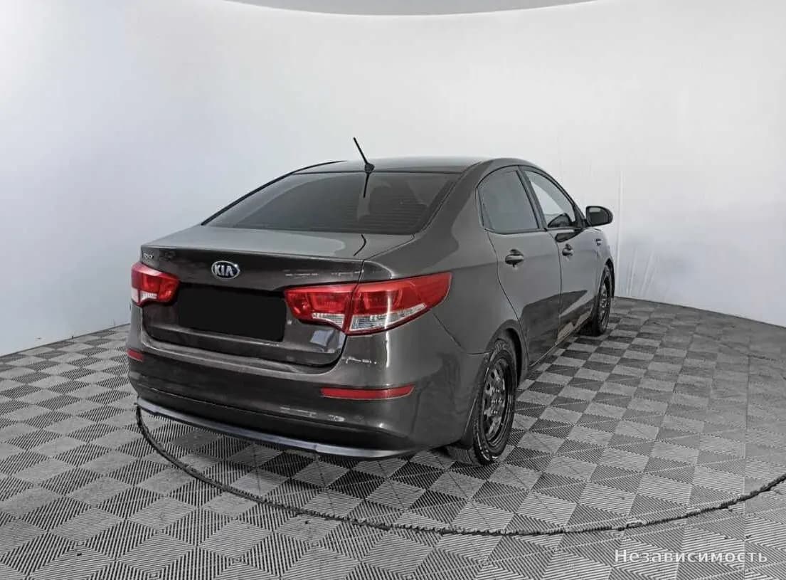 KIA Rio 2015 с пробегом — фото 5