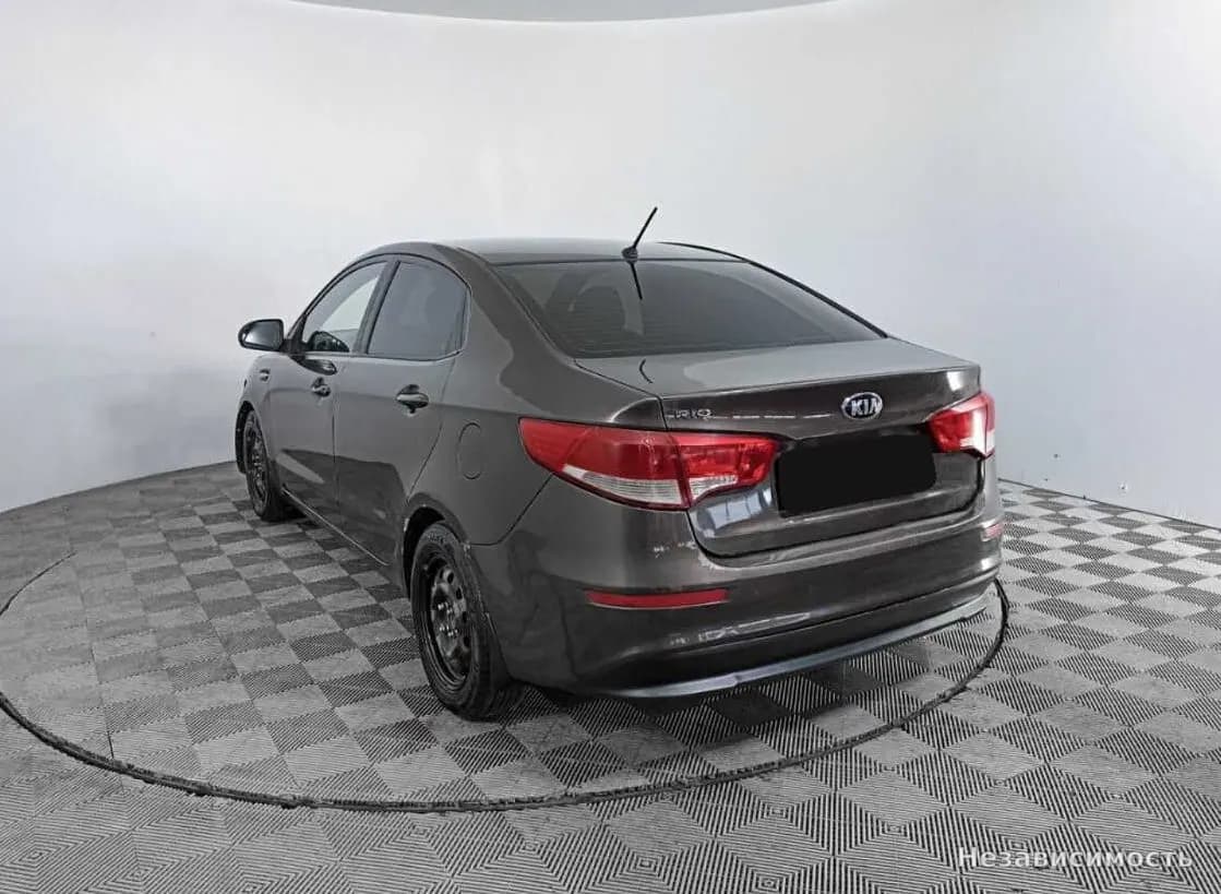 KIA Rio 2015 с пробегом — фото 7