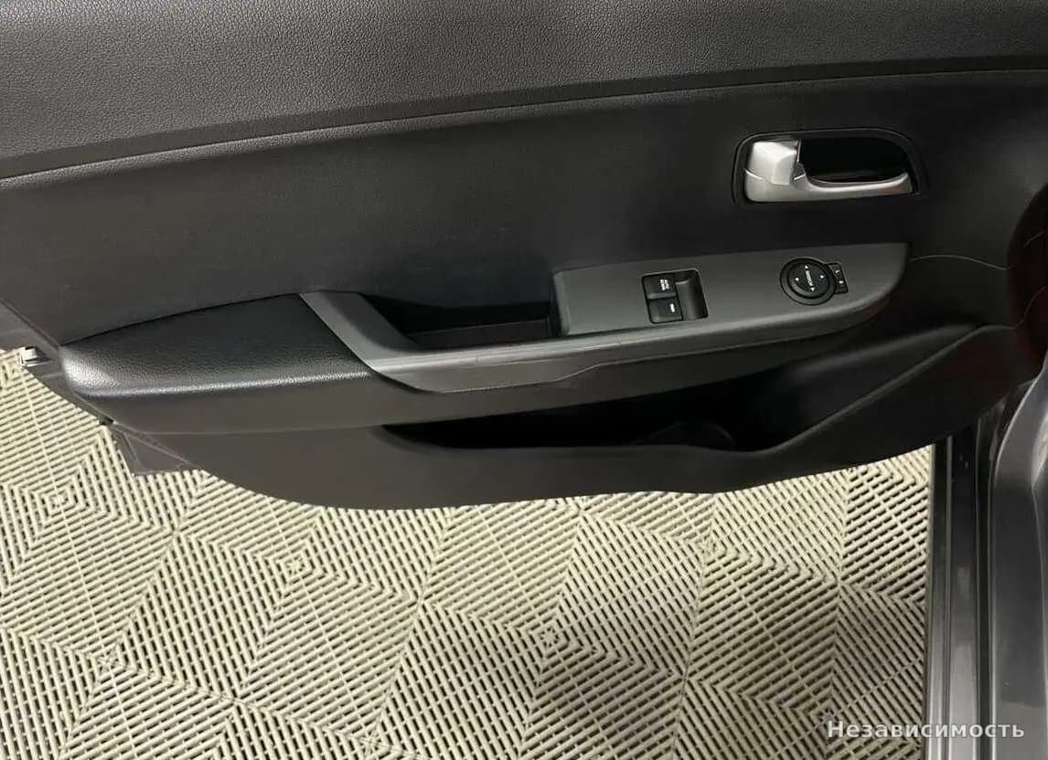 KIA Rio 2016 с пробегом — фото 8