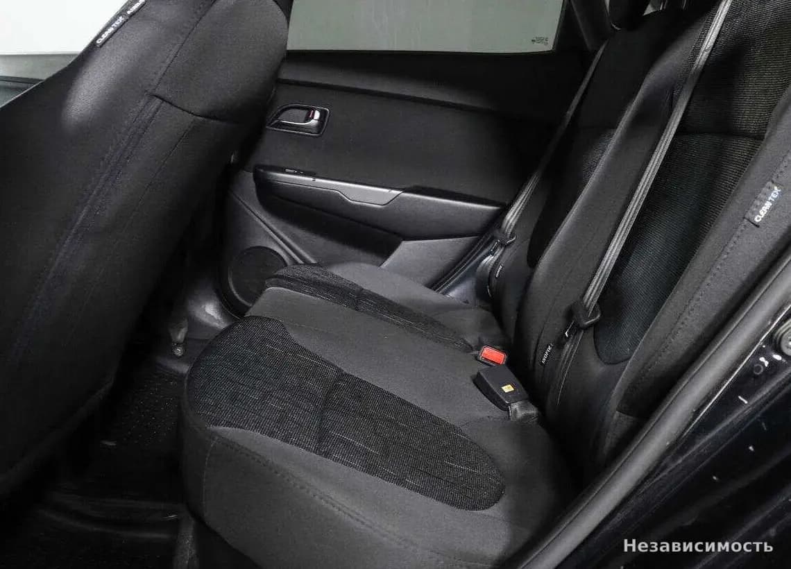KIA Rio 2016 с пробегом — фото 9