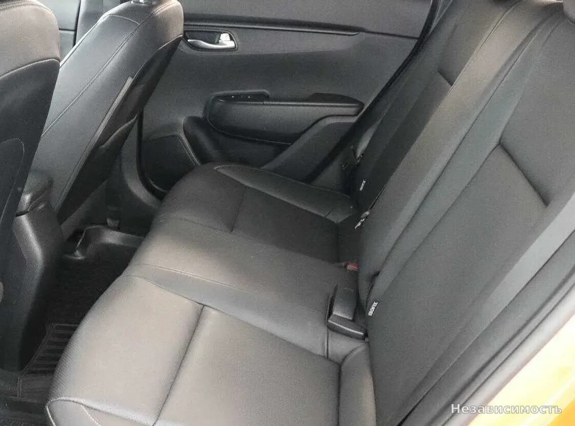 KIA Rio 2017 с пробегом — фото 9