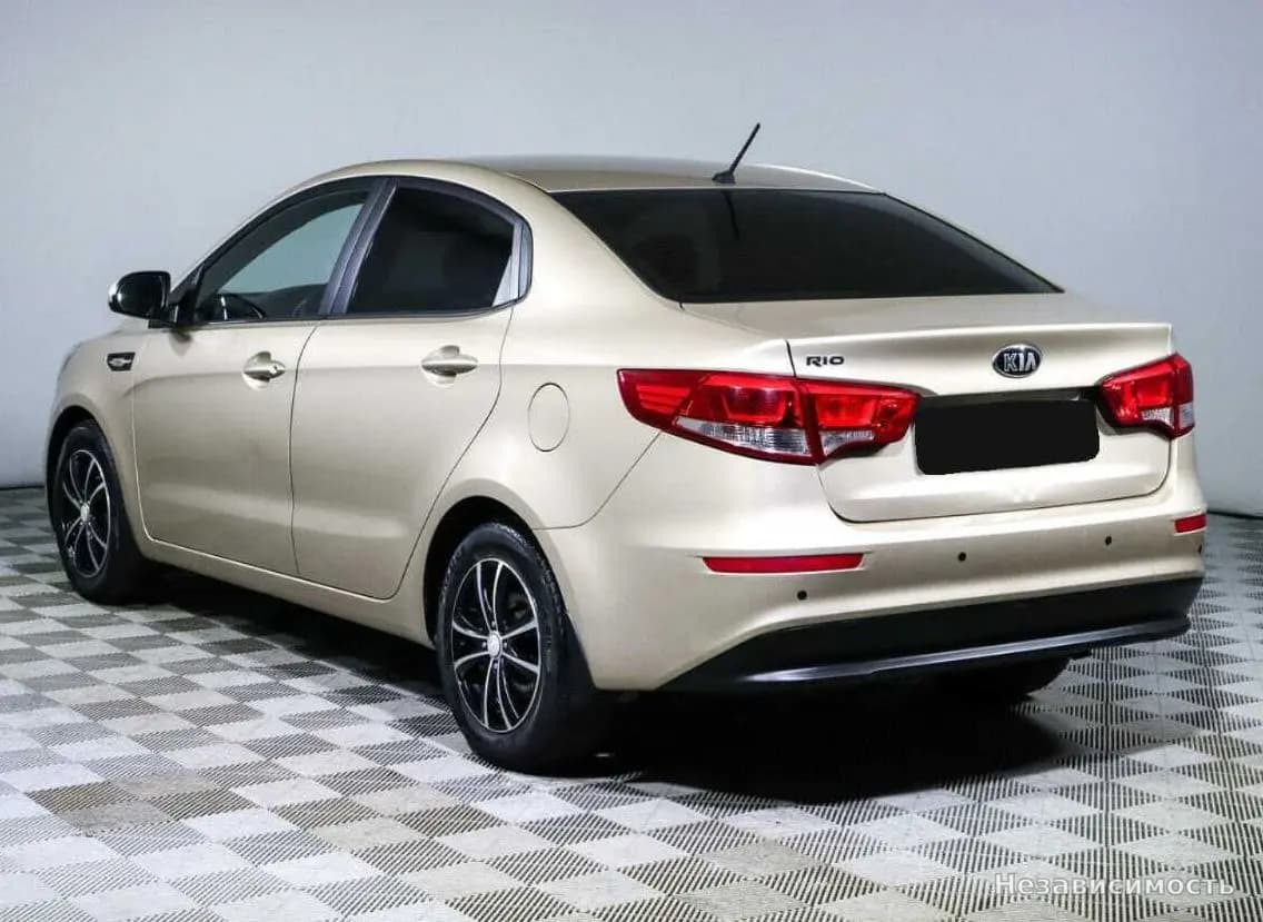 KIA Rio 2015 с пробегом — фото 6