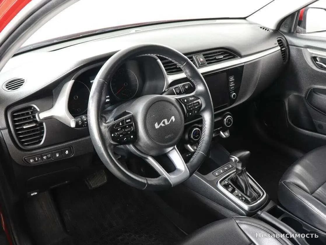 KIA Rio 2022 с пробегом — фото 9