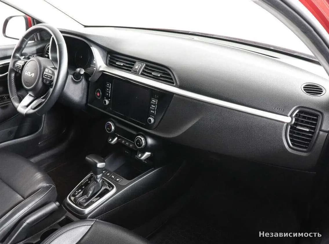 KIA Rio 2022 с пробегом — фото 10