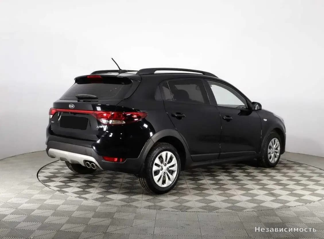 KIA Rio 2018 с пробегом — фото 8