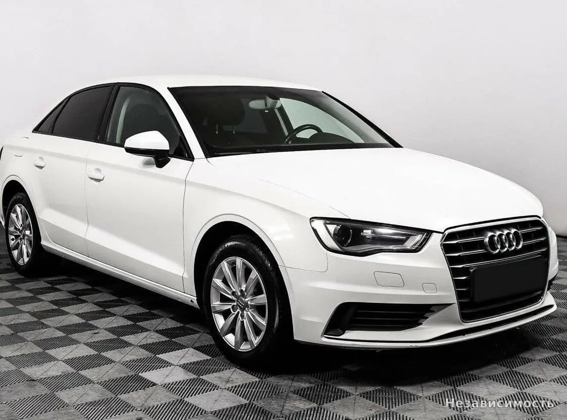 Audi A3 2014 с пробегом — фото 3