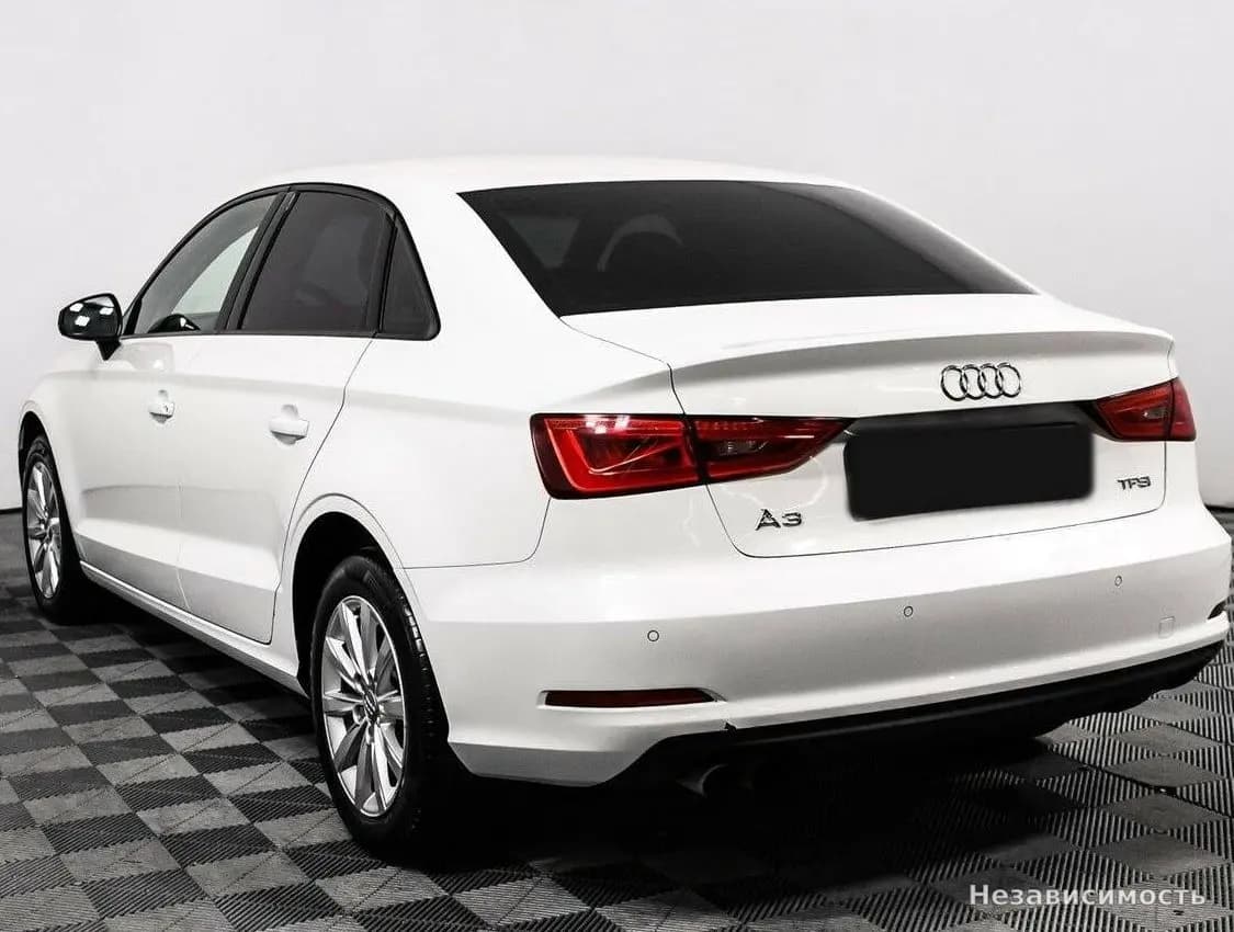 Audi A3 2014 с пробегом — фото 7
