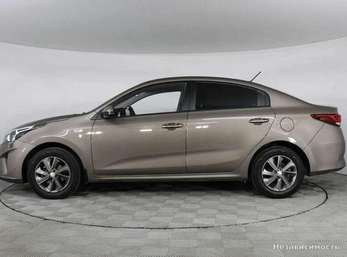 KIA Rio 2022 с пробегом — фото 8