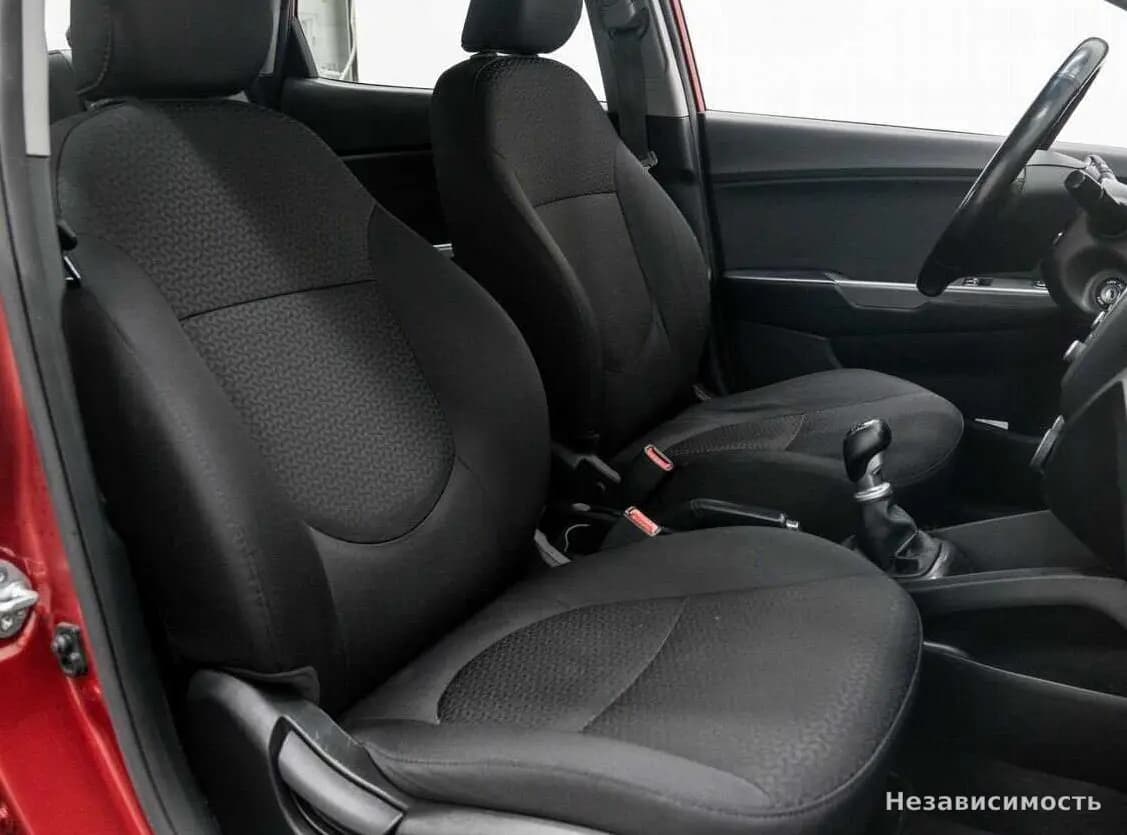 KIA Rio 2016 с пробегом — фото 8
