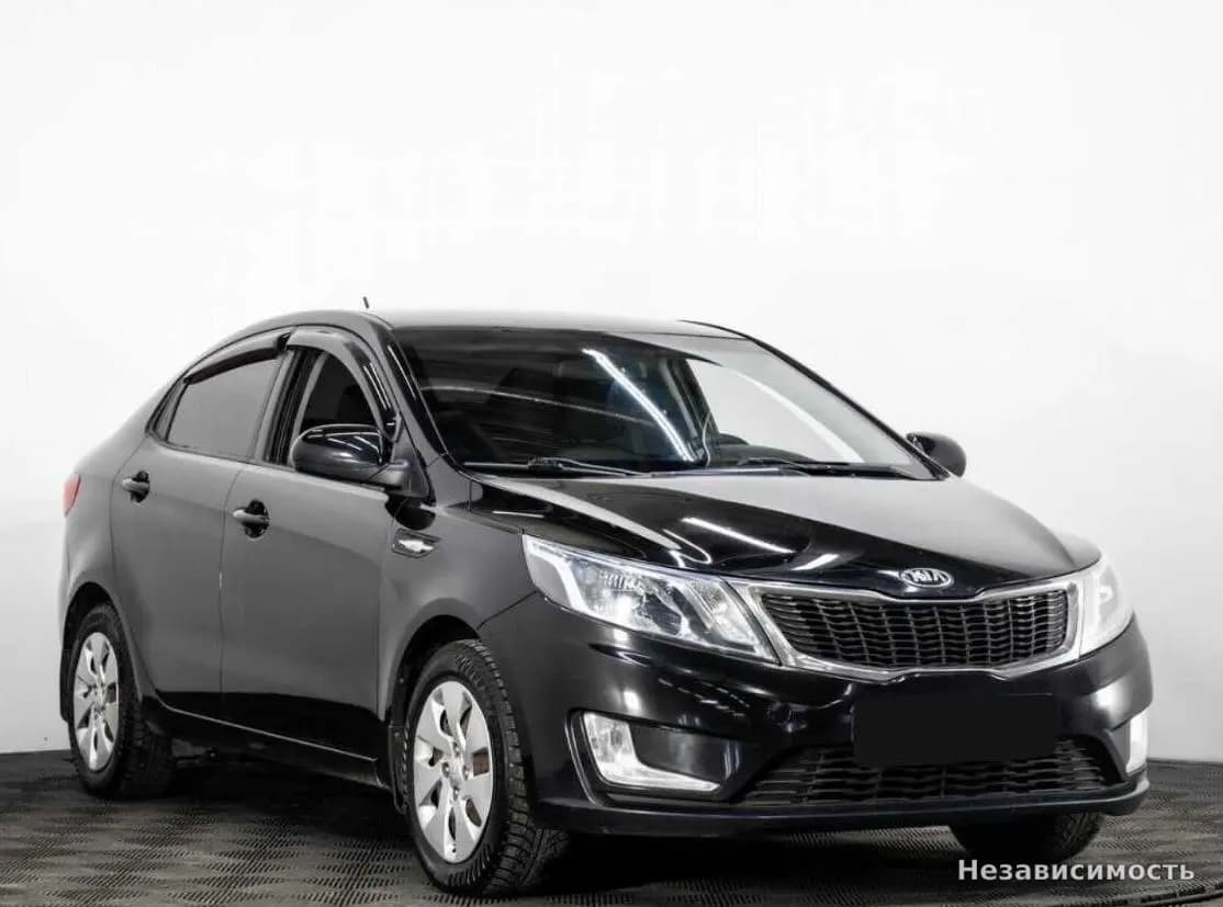 KIA Rio 2013 с пробегом — фото 3
