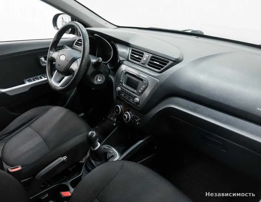 KIA Rio 2012 с пробегом — фото 4