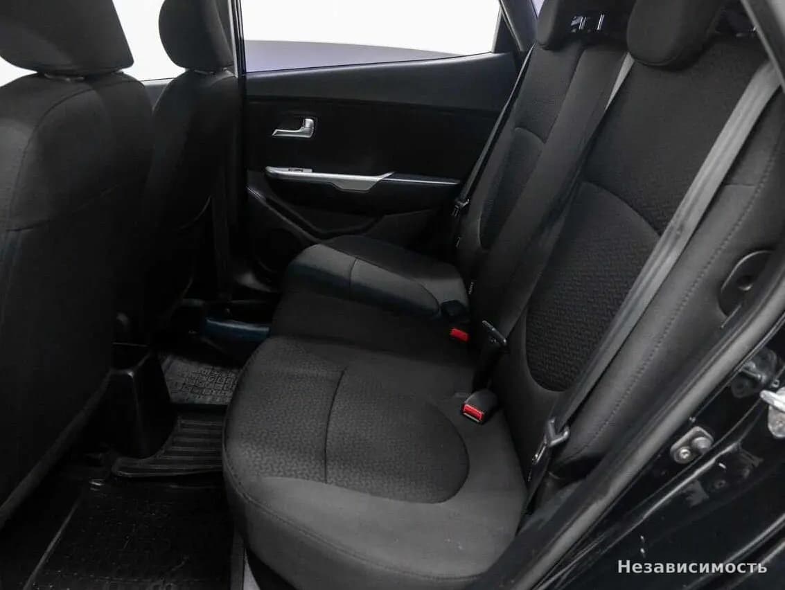 KIA Rio 2012 с пробегом — фото 9