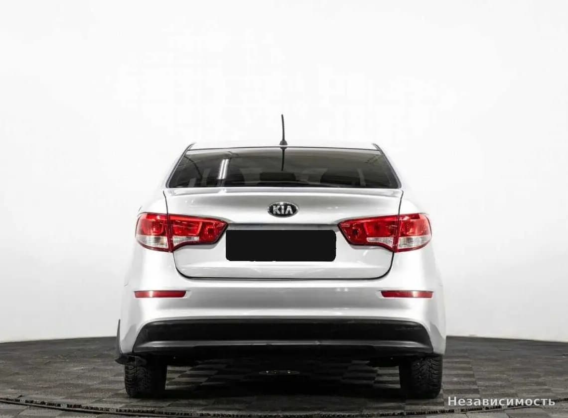 KIA Rio 2015 с пробегом — фото 5