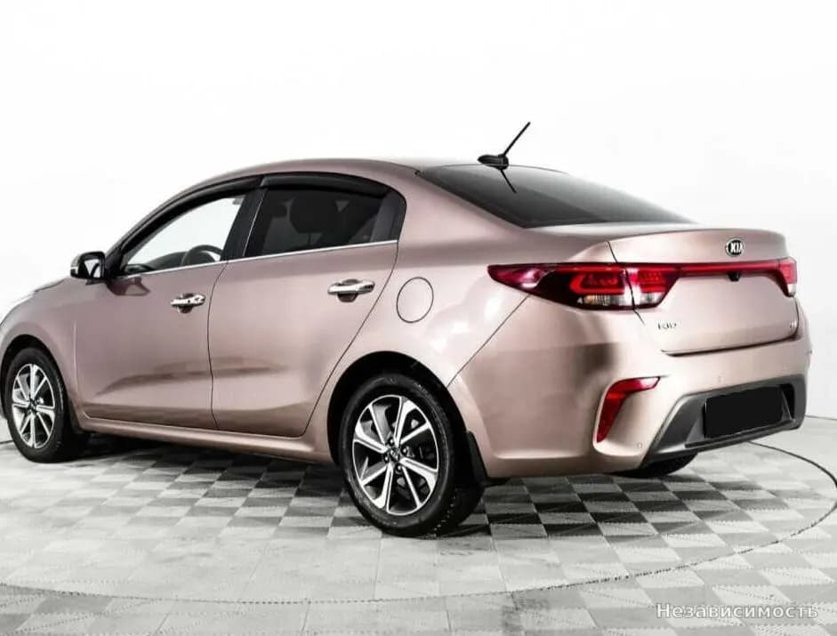 KIA Rio 2019 с пробегом — фото 7