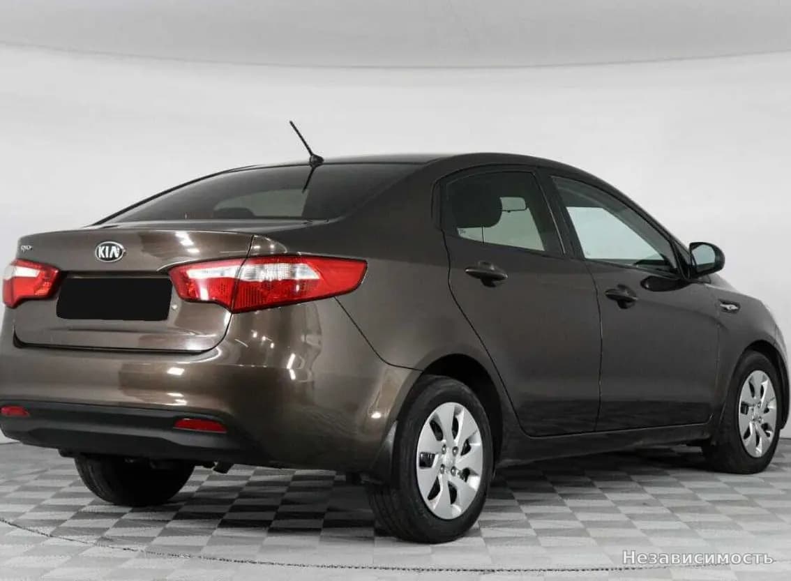 KIA Rio 2014 с пробегом — фото 5