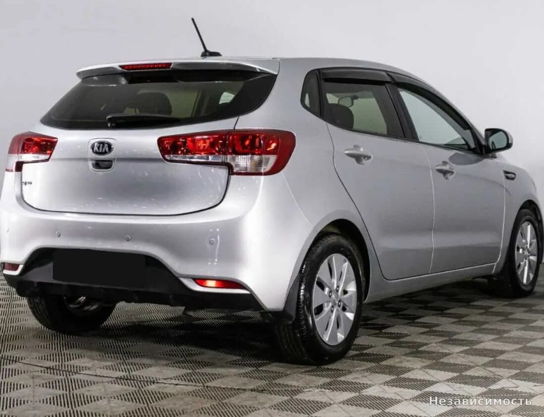 KIA Rio 2017 с пробегом — фото 5