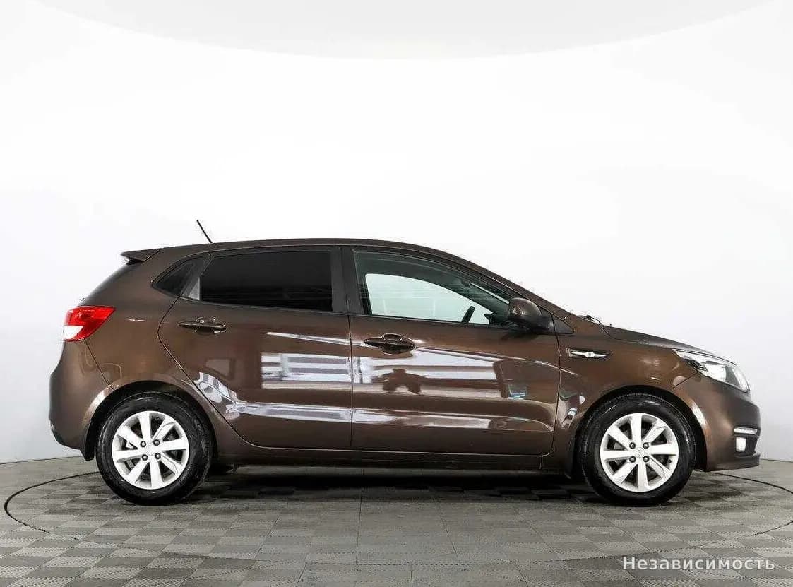 KIA Rio 2016 с пробегом — фото 4