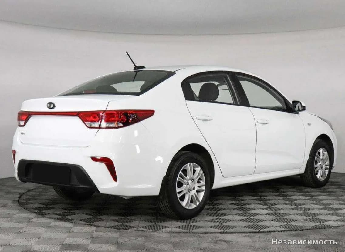 KIA Rio 2019 с пробегом — фото 5