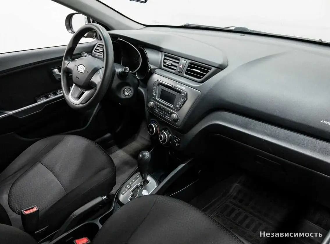 KIA Rio 2012 с пробегом — фото 7