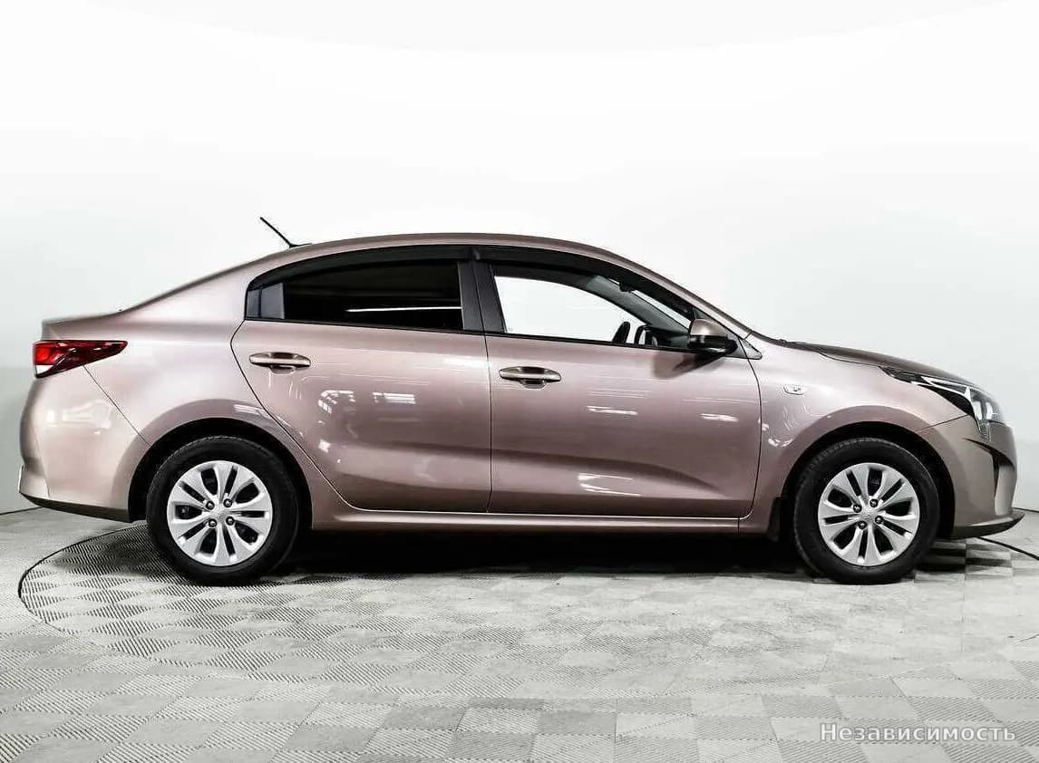 KIA Rio 2021 с пробегом — фото 4