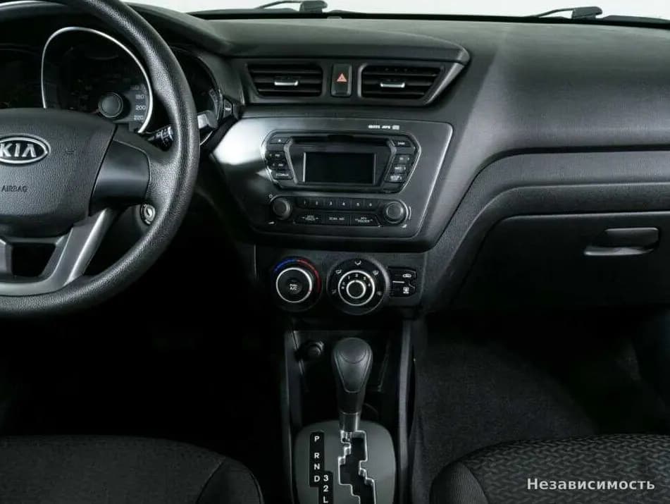 KIA Rio 2012 с пробегом — фото 9