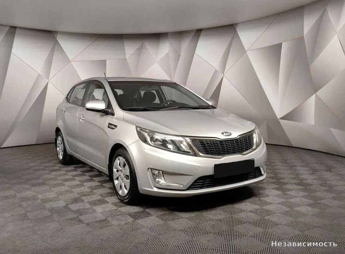 KIA Rio 2014 с пробегом — фото 3