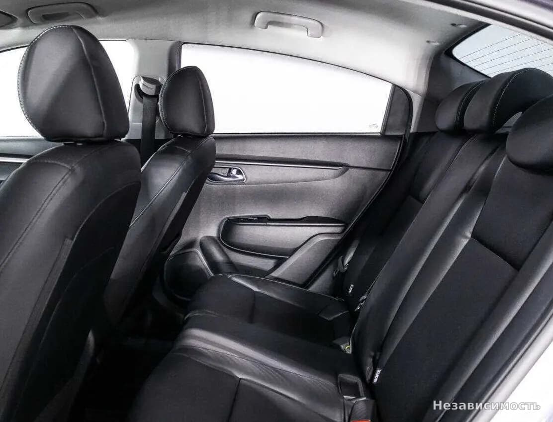 KIA Rio 2021 с пробегом — фото 10