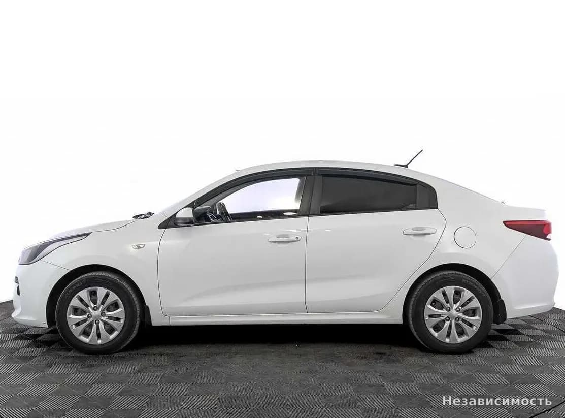 KIA Rio 2018 с пробегом — фото 8