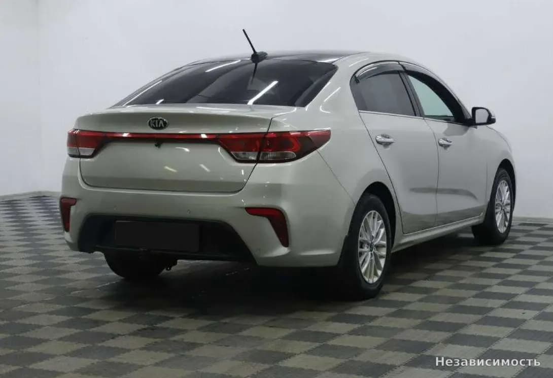 KIA Rio 2019 с пробегом — фото 4