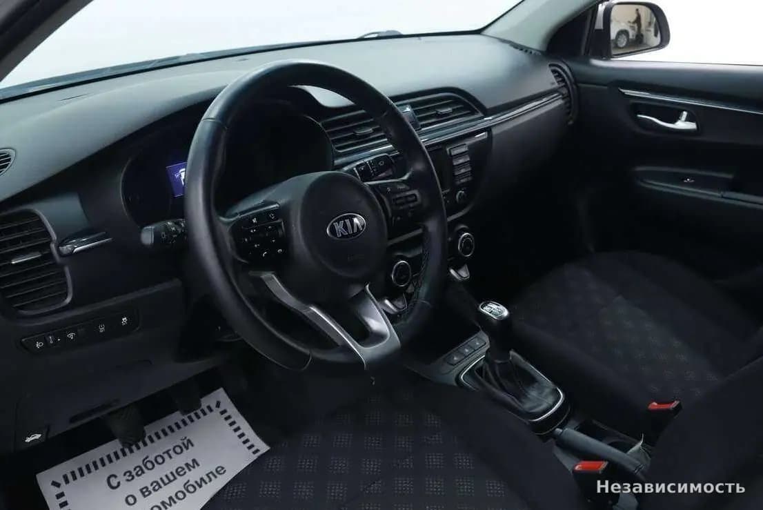 KIA Rio 2019 с пробегом — фото 8