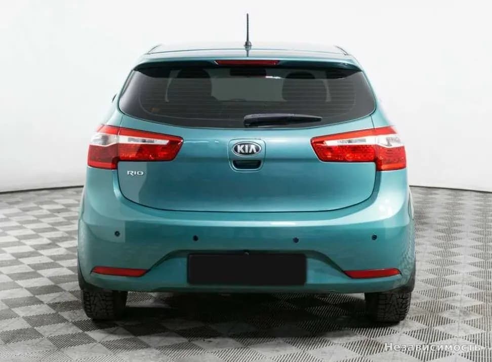 KIA Rio 2013 с пробегом — фото 5