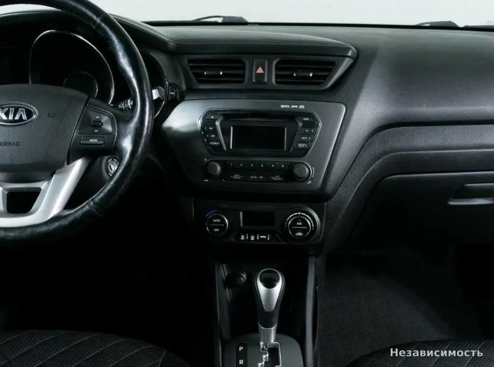 KIA Rio 2013 с пробегом — фото 8