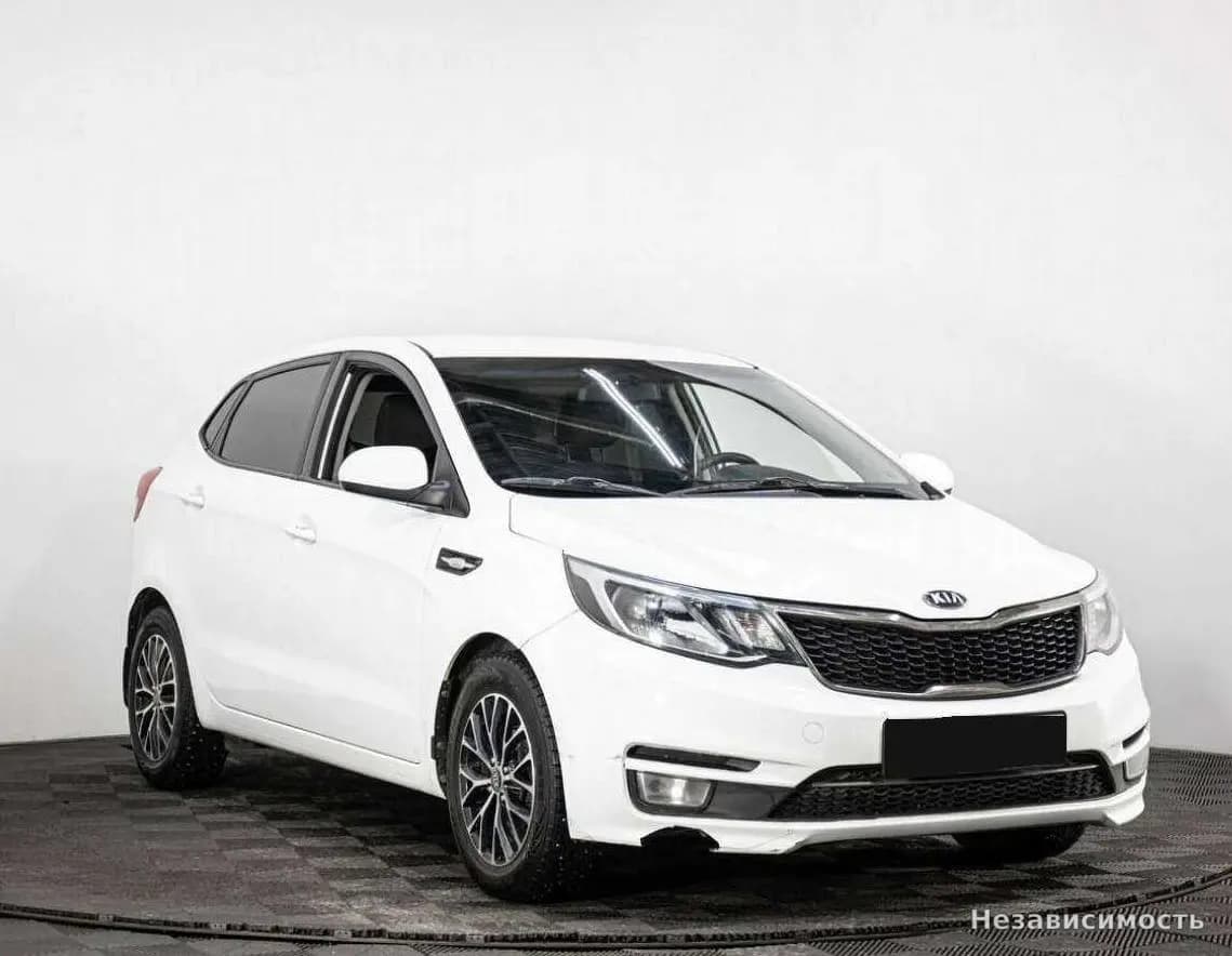 KIA Rio 2017 с пробегом — фото 3