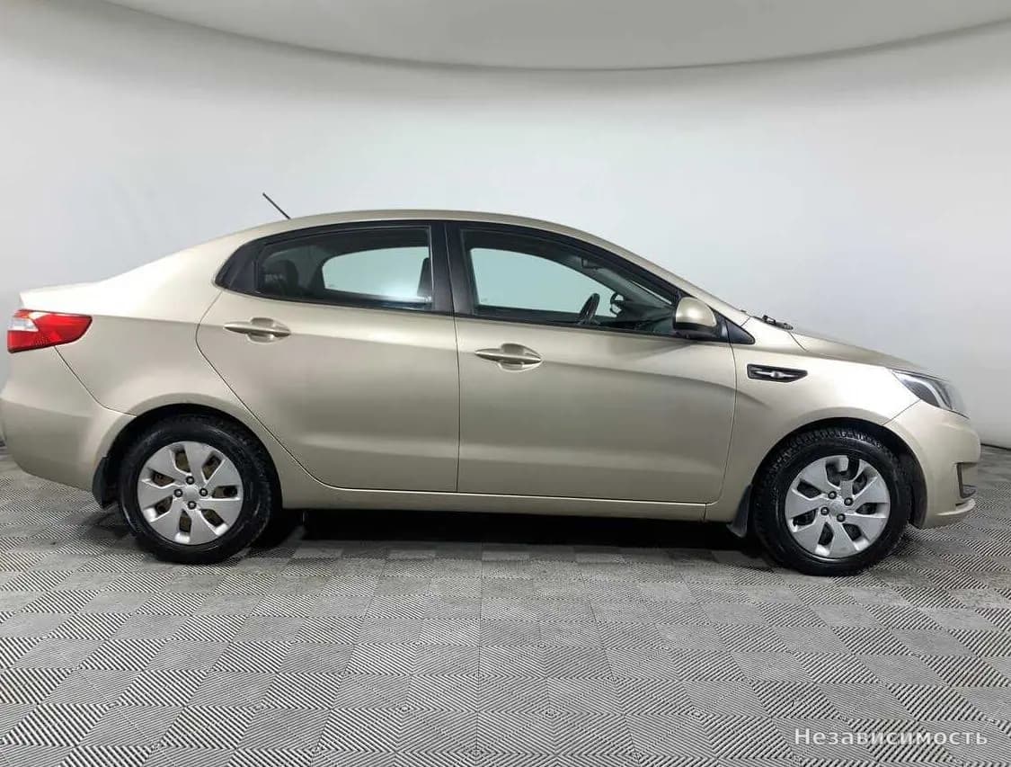 KIA Rio 2012 с пробегом — фото 4