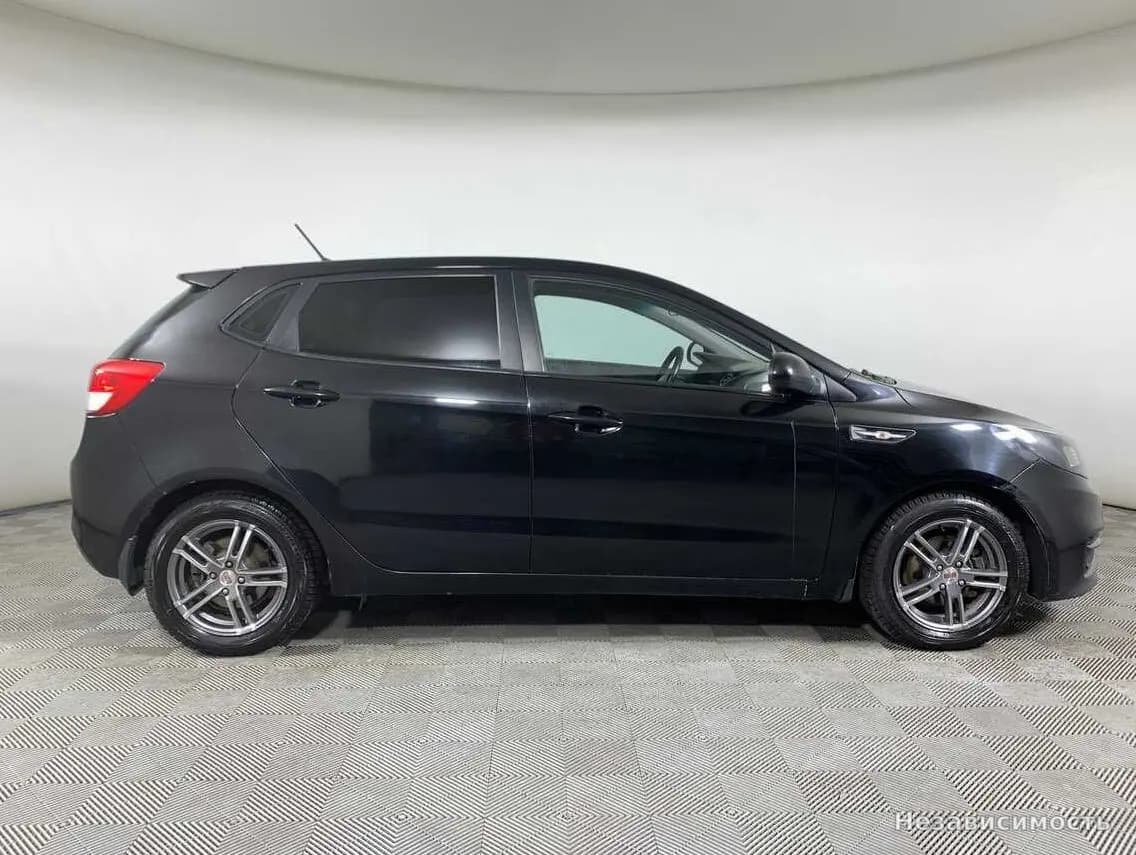 KIA Rio 2015 с пробегом — фото 4
