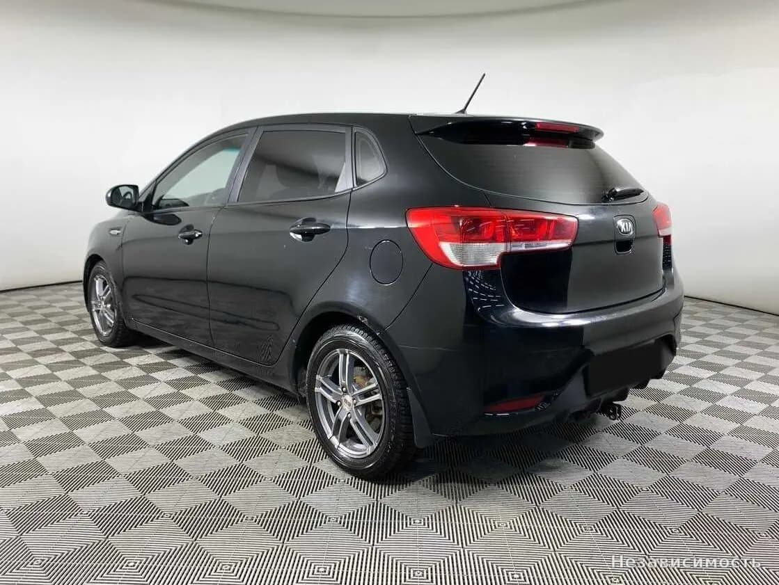 KIA Rio 2015 с пробегом — фото 7