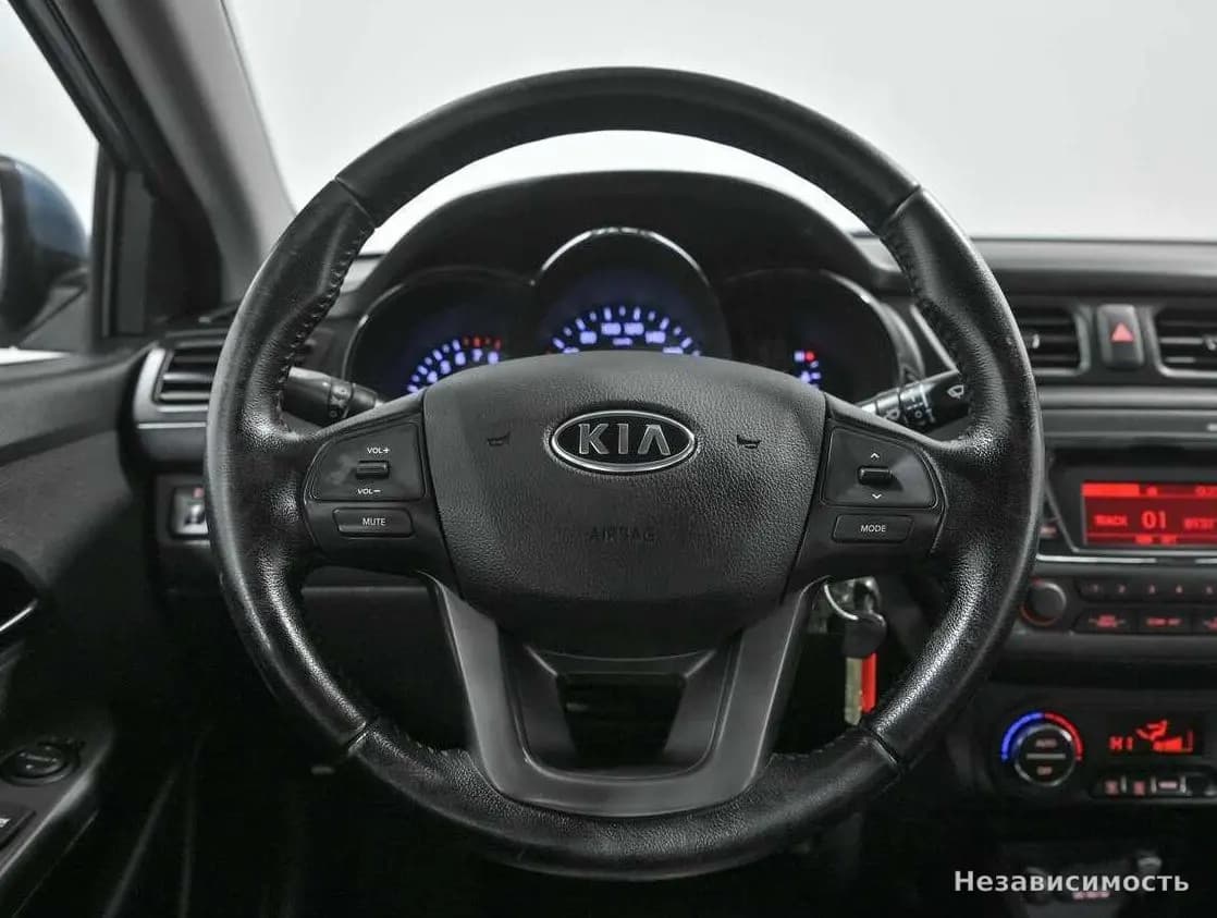 KIA Rio 2012 с пробегом — фото 7