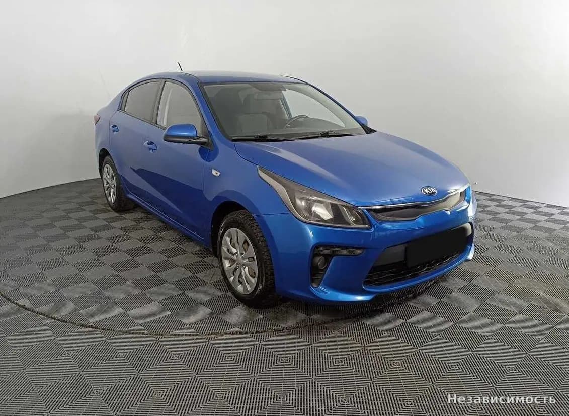 KIA Rio 2017 с пробегом — фото 3