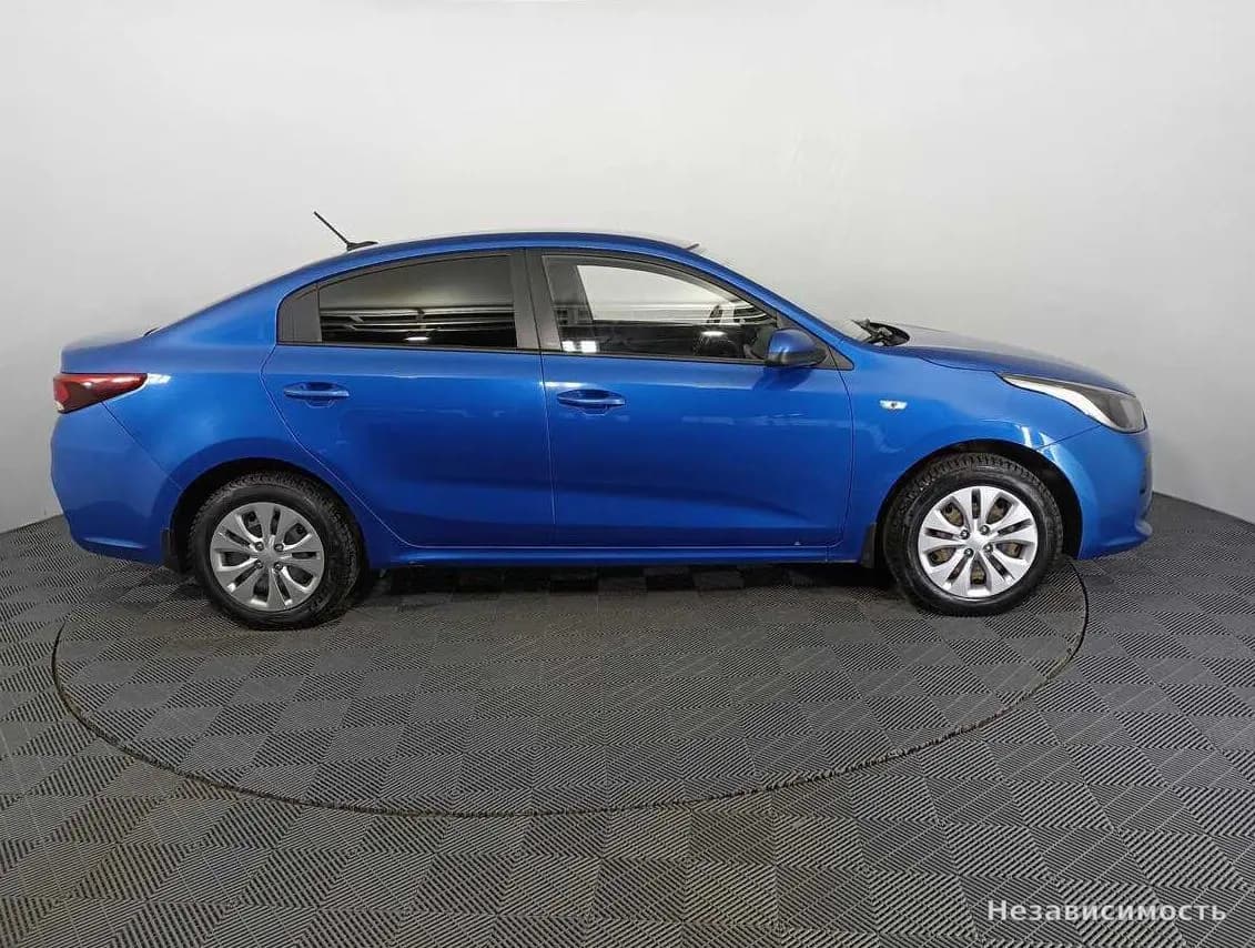 KIA Rio 2017 с пробегом — фото 4