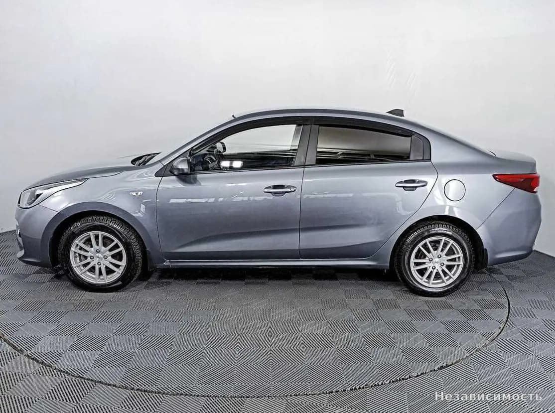 KIA Rio 2018 с пробегом — фото 8
