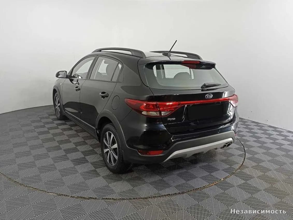 KIA Rio 2018 с пробегом — фото 6