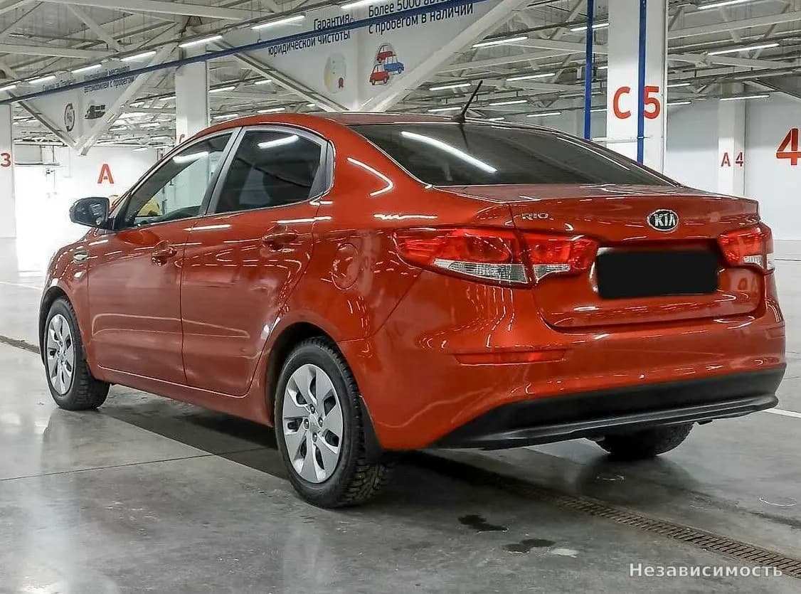 KIA Rio 2015 с пробегом — фото 7