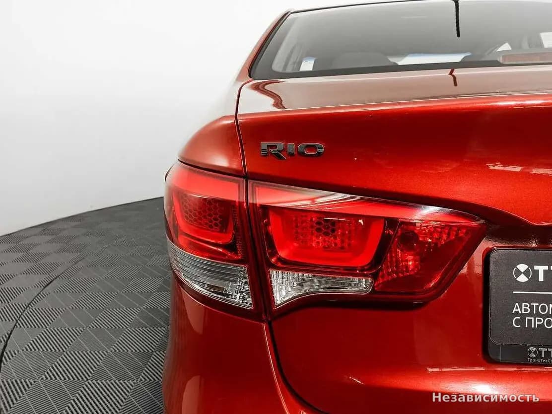 KIA Rio 2016 с пробегом — фото 7