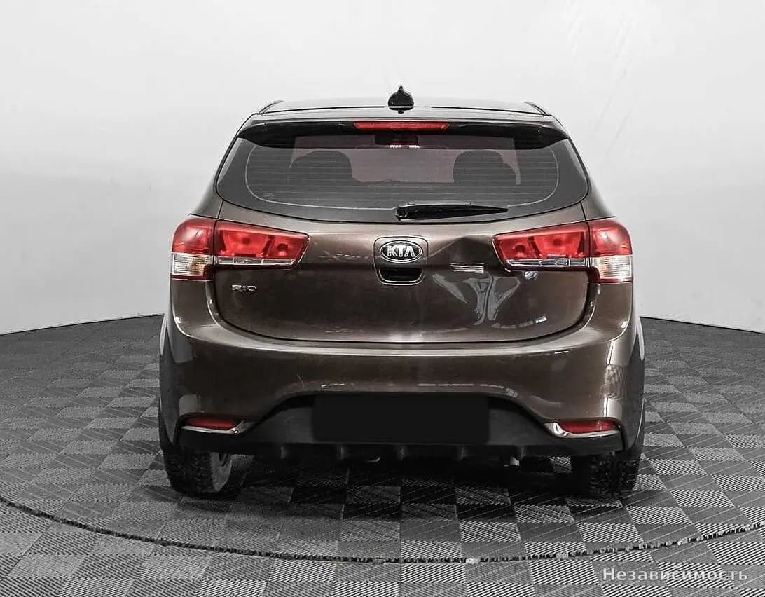 KIA Rio 2017 с пробегом — фото 6