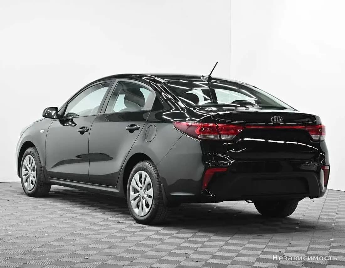 KIA Rio 2018 с пробегом — фото 3