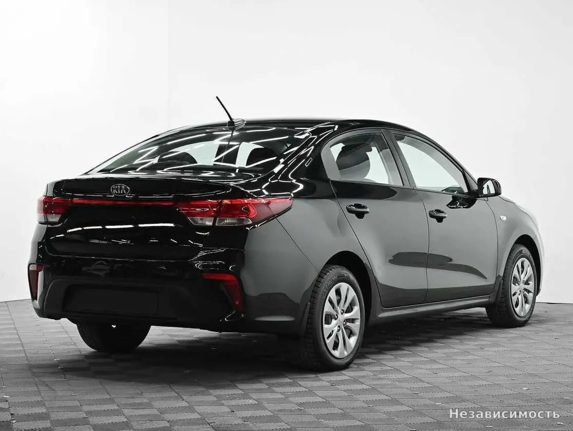 KIA Rio 2018 с пробегом — фото 4