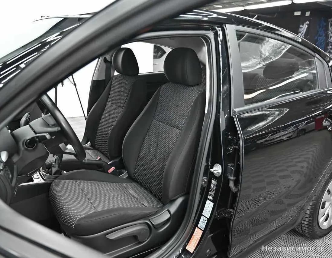KIA Rio 2018 с пробегом — фото 5