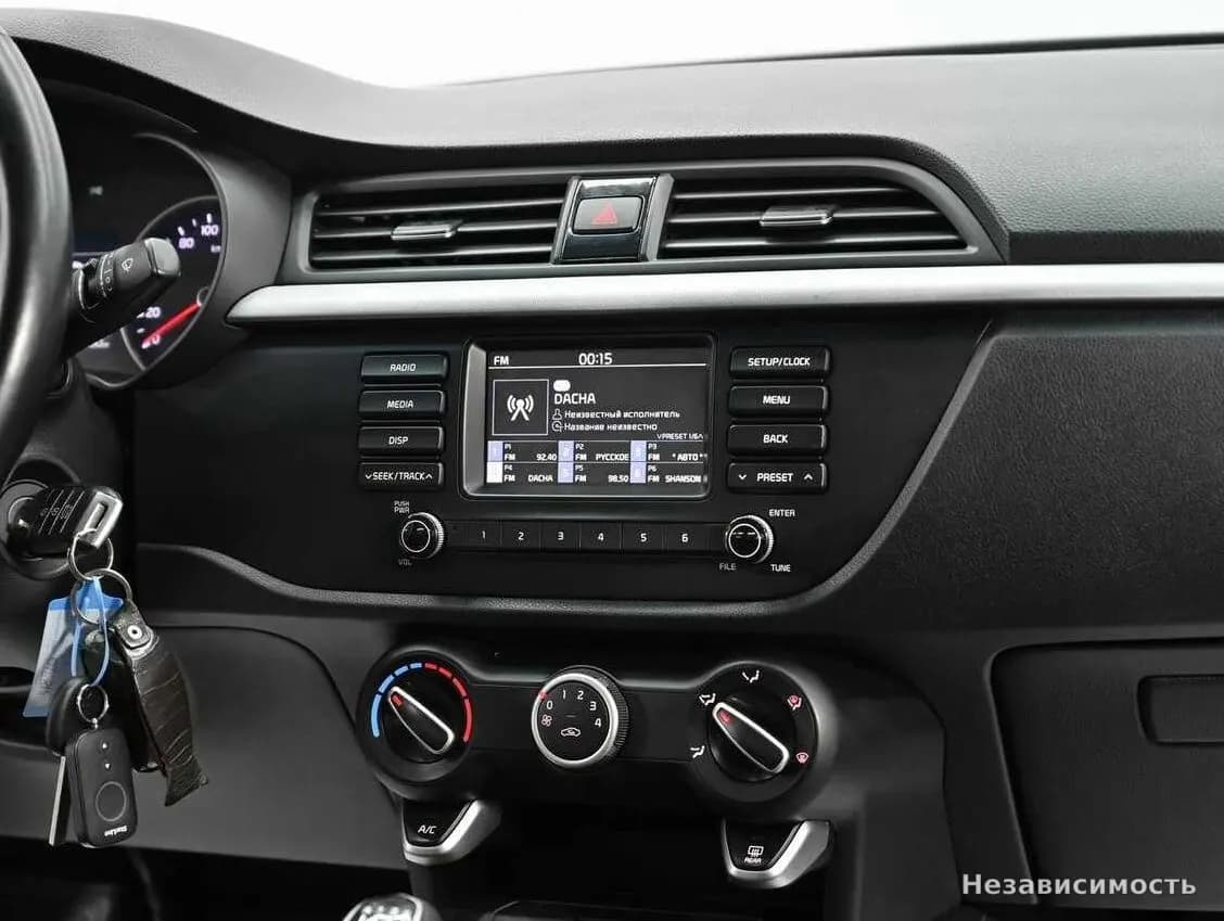 KIA Rio 2018 с пробегом — фото 9